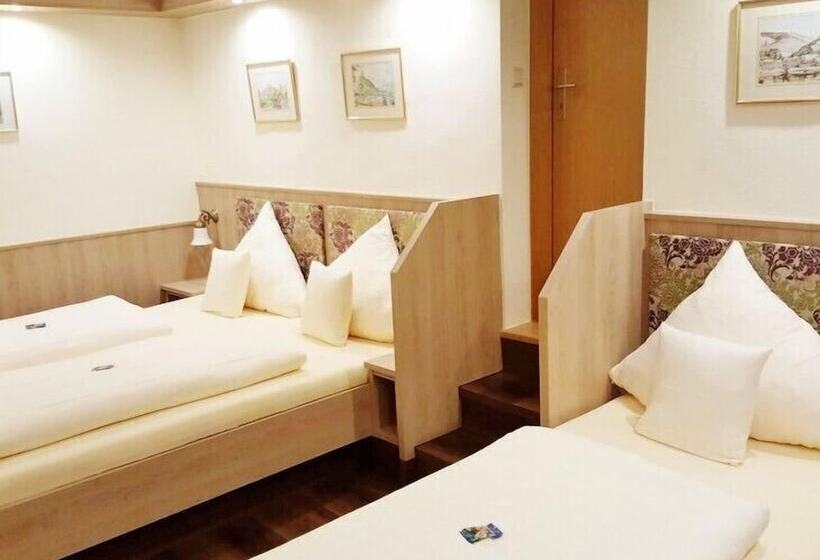 패밀리 룸, Gute Quelle