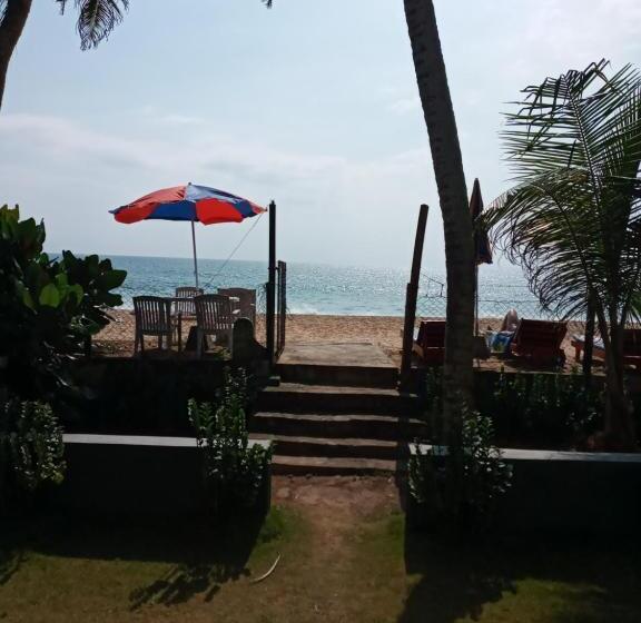 חדר דלוקס נוף לים, New Seaside Inn Hikkaduwa