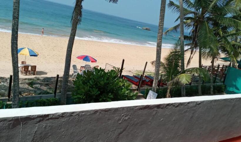 חדר סופריור, New Seaside Inn Hikkaduwa