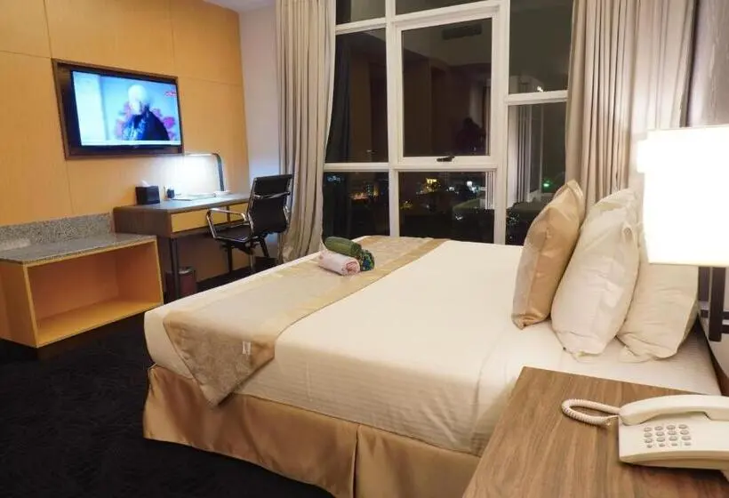 キングサイドベッドのスタンダードワンルーム, Paya Bunga Hotel Terengganu