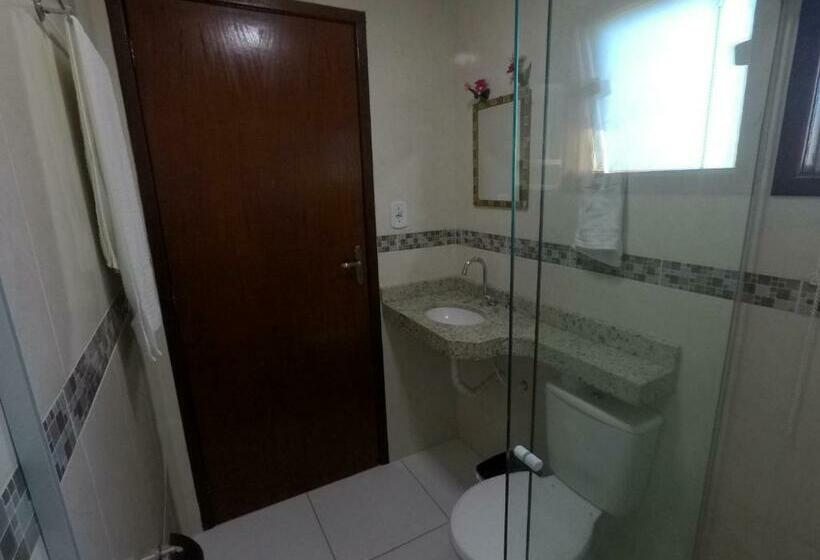 스위트, Pousada Santa Monica