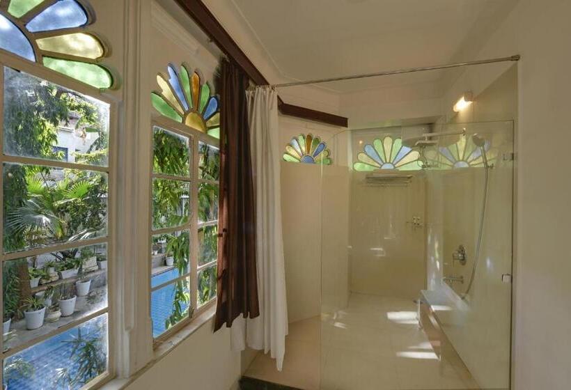 جناح جونيور, Raj Palace Udaipur