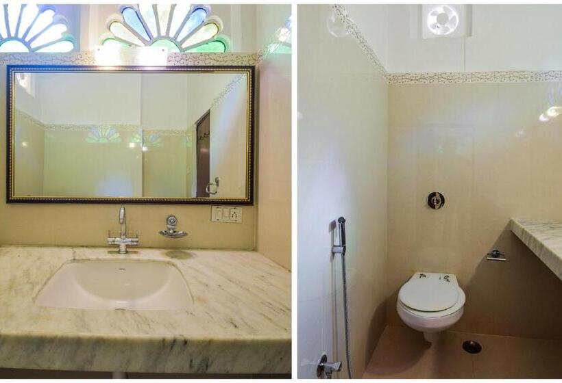 جناح جونيور, Raj Palace Udaipur