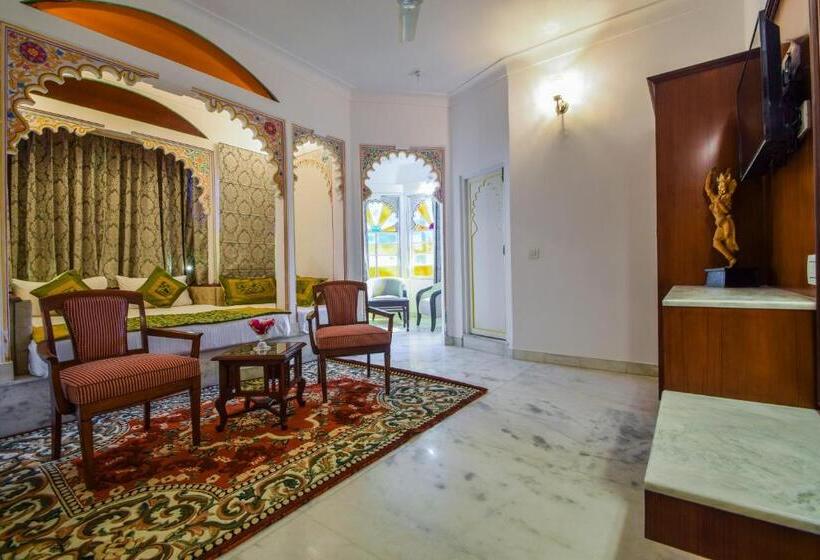 小型套房, Raj Palace Udaipur