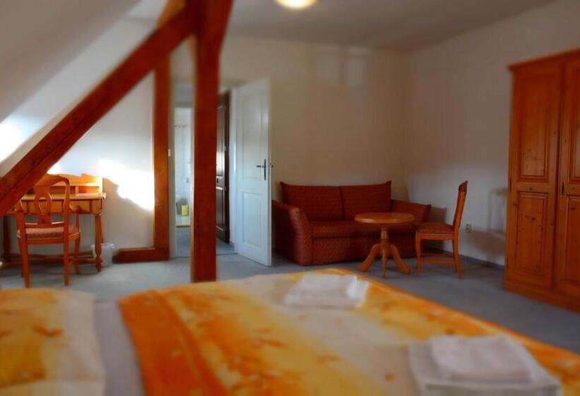 Номер Стандарт, Růže