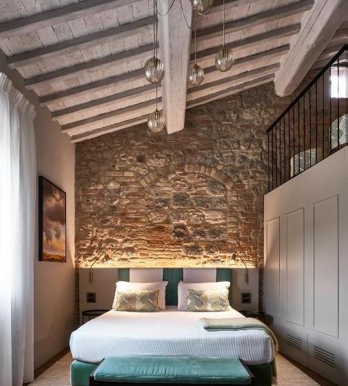 סוויטת ג'וניור, Locanda Dei Logi