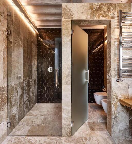 סוויטת ג'וניור, Locanda Dei Logi