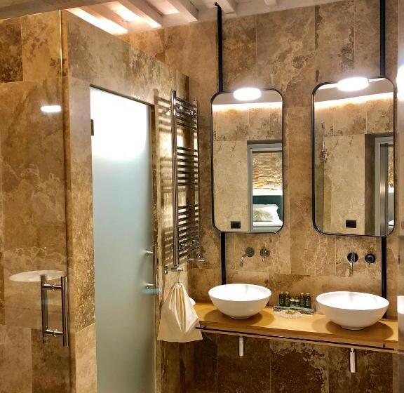 סוויטת ג'וניור, Locanda Dei Logi