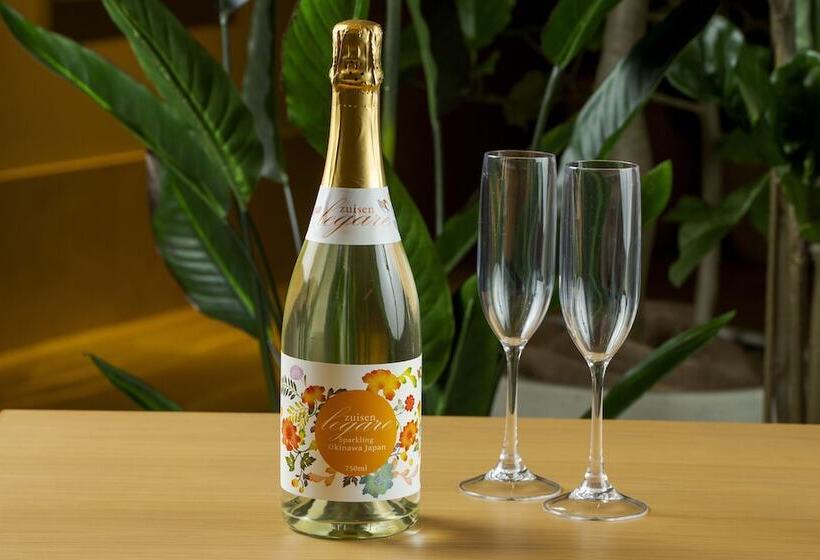 Premium Oda, Torifito Naha Asahibashi