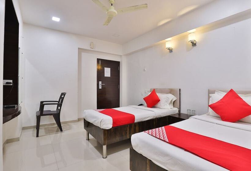 Standard Room, Treebo Trend Dan