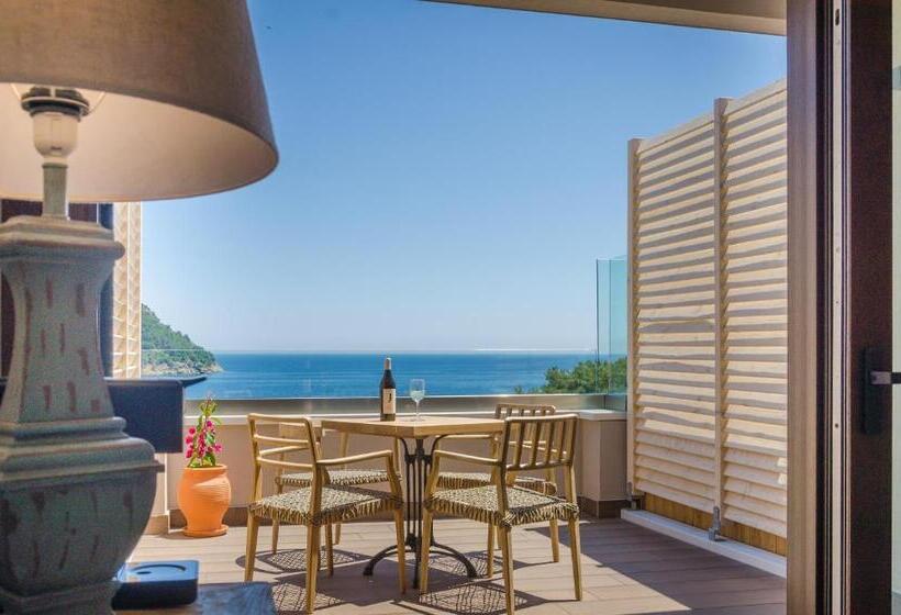 جناح جونيور ديلوكس, Agorastos Suites