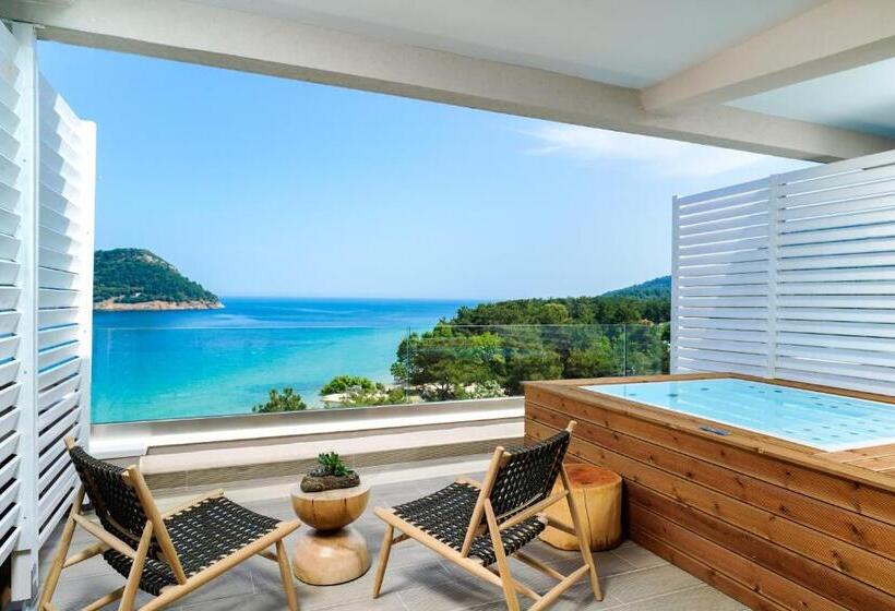 جناح مزود بجاكوزى, Agorastos Suites