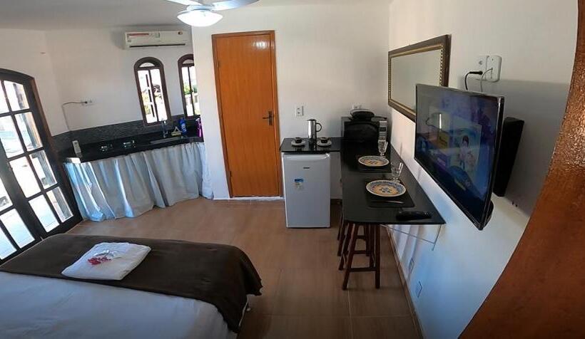 سوئیت با بالکن, Mineiro Suítes