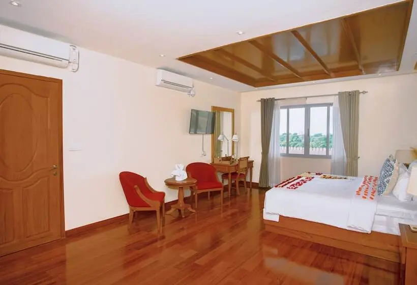 سوئیت رویال, Sunset Palace View Suites