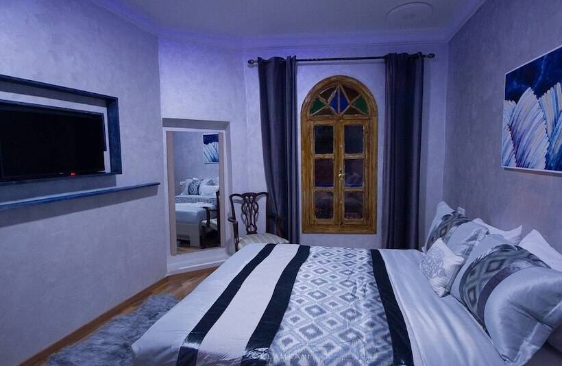 آپارتمان لوکس 1 خوابه, Ziryab