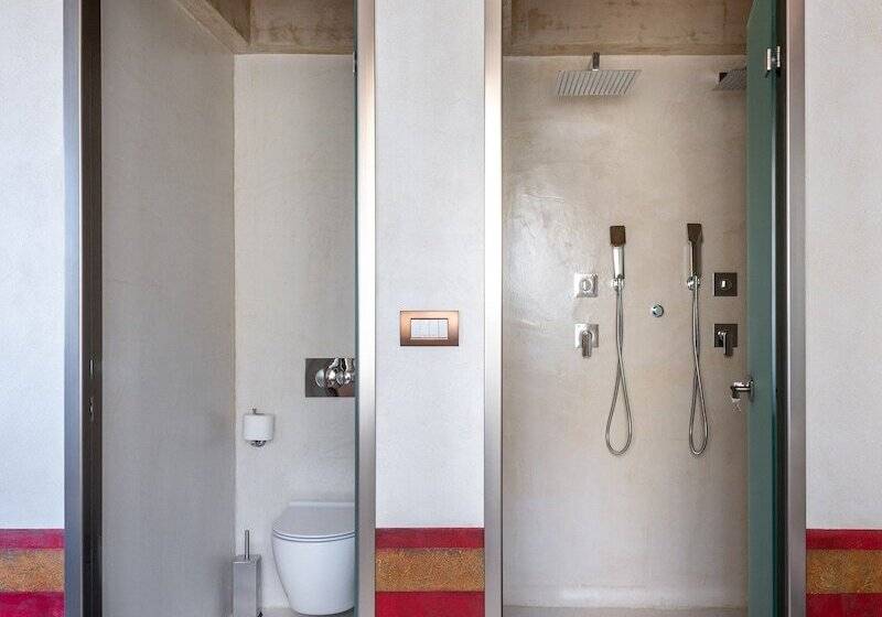 جناح سوبيريور, 10gr Boutique Hotel & Wine Bar