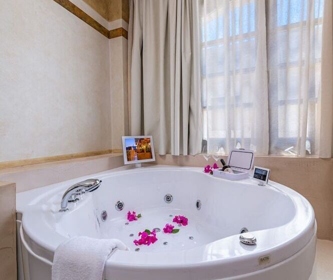 Президентский Люкс, 10gr Boutique Hotel & Wine Bar
