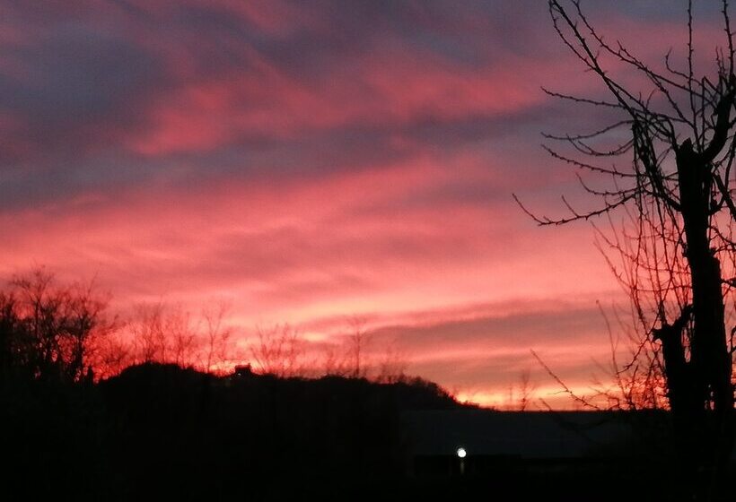 اتاق استاندارد با سرویس بهداشتی مشترک, B&b Al Calcandola