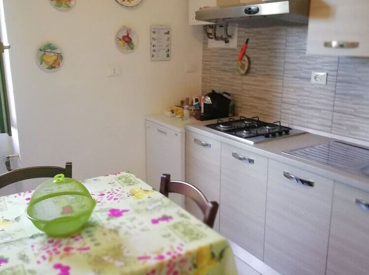 آپارتمان 2 خوابه, B&b Al Calcandola