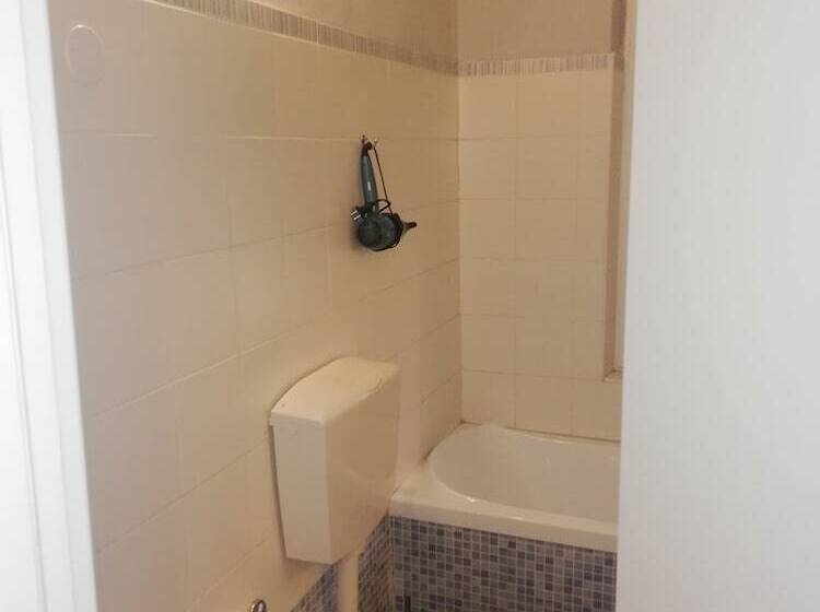 آپارتمان 2 خوابه, B&b Al Calcandola