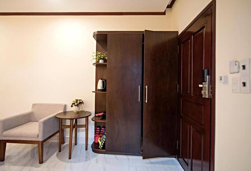 스탠다드 룸 산 전망, Premier Vang Vieng