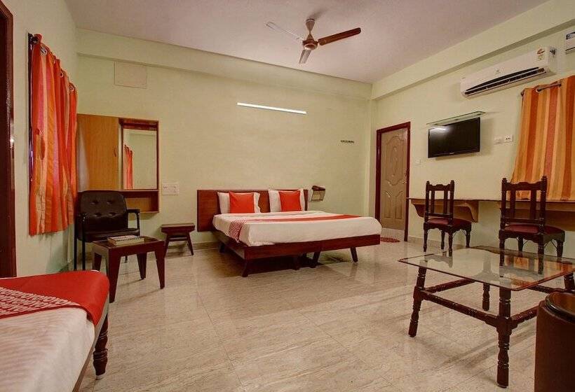 Chambre Deluxe, Radhakrishna By Oyo Rooms