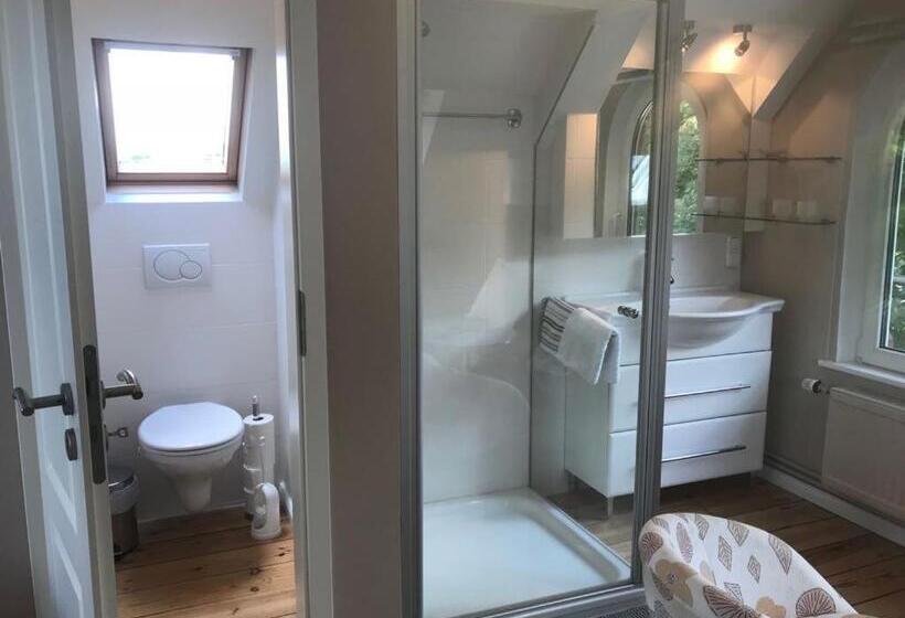 Standard Værelse, Kleines Strand