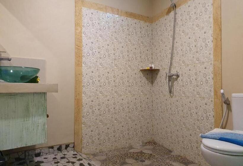 غرفة قياسية مزوَّدة بتراس, Puri Dedari Sanur