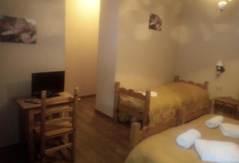 اتاق راحتی سه تخته, Ginepro