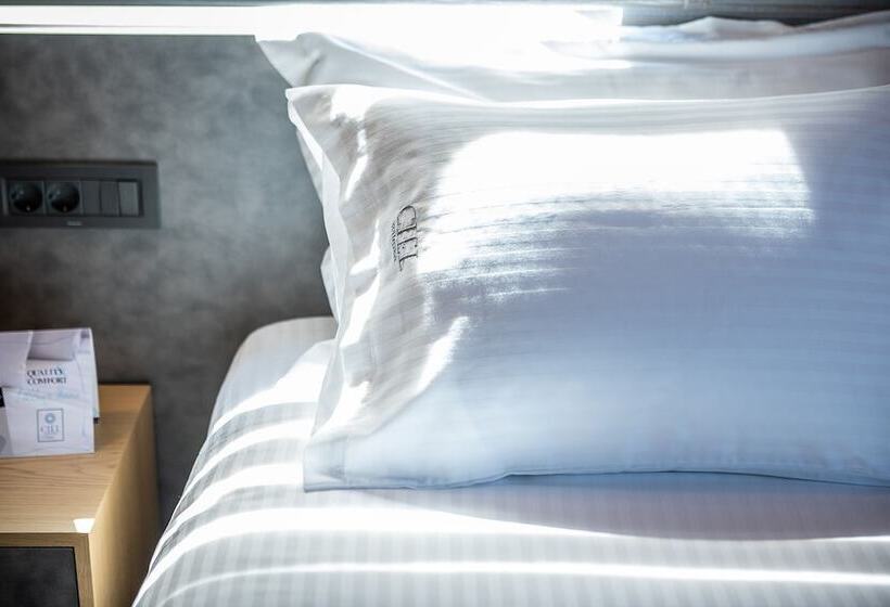 سوییت سوپریور با چشم‌انداز دریا, Ciel Collection Suites