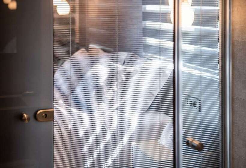 سوییت سوپریور با چشم‌انداز دریا, Ciel Collection Suites