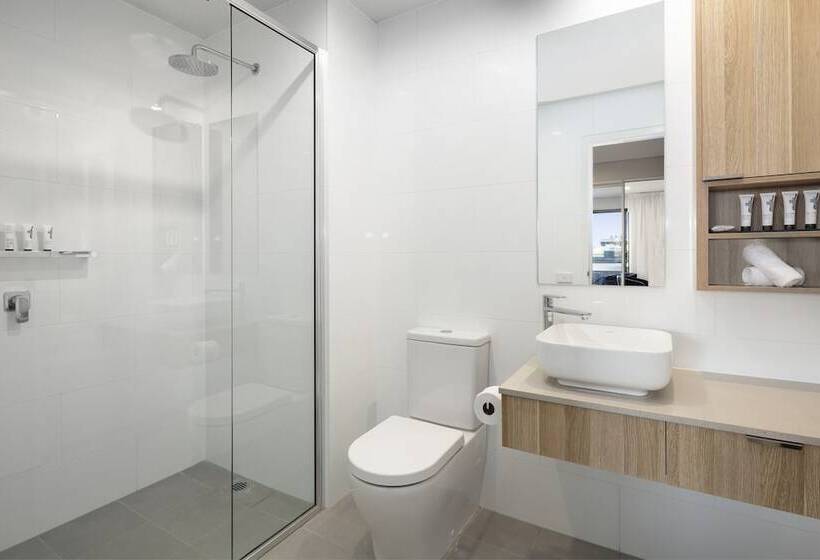 استودیوی استاندارد, Quest Orange