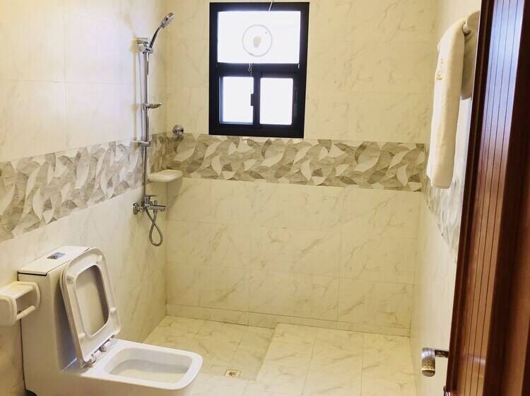 آپارتمان 1 خوابه, Star House