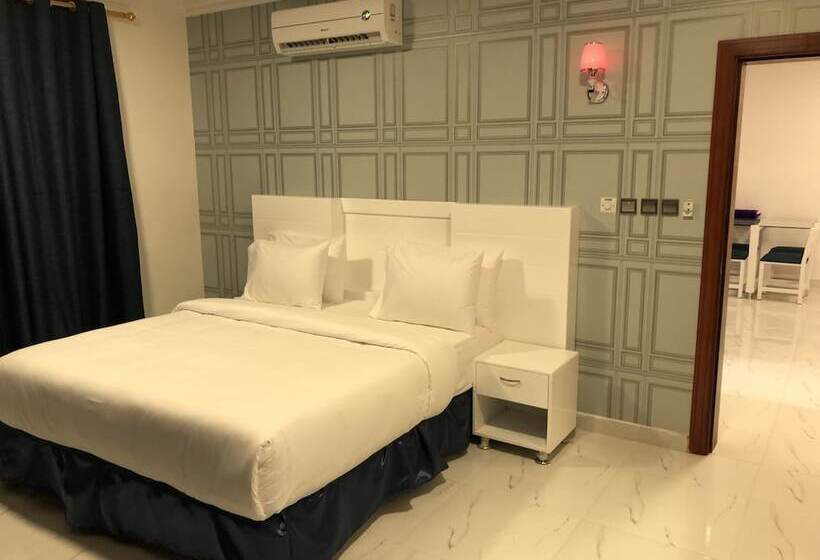 آپارتمان 1 خوابه, Star House