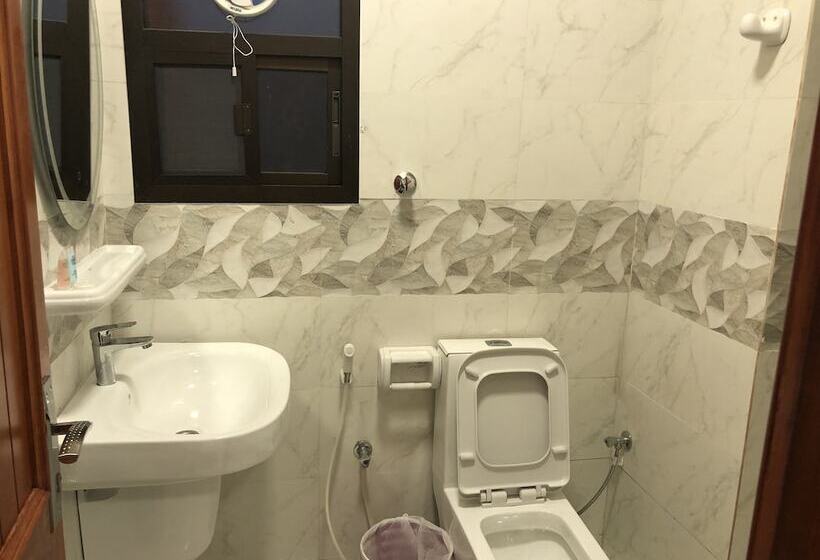 آپارتمان 2 خوابه, Star House