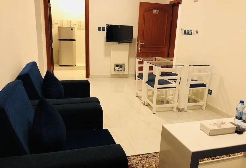 آپارتمان 2 خوابه, Star House