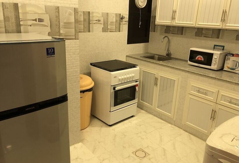 آپارتمان 2 خوابه, Star House