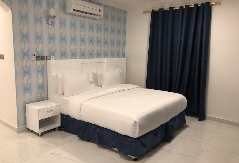 آپارتمان 2 خوابه, Star House