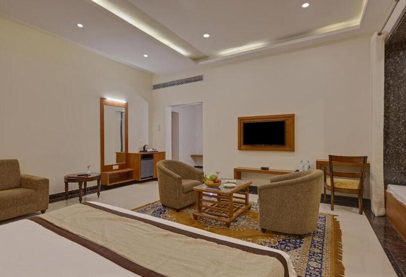 豪华房间, The Everest Hill Resort