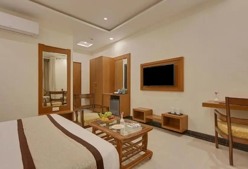 اتاق لوکس, The Everest Hill Resort