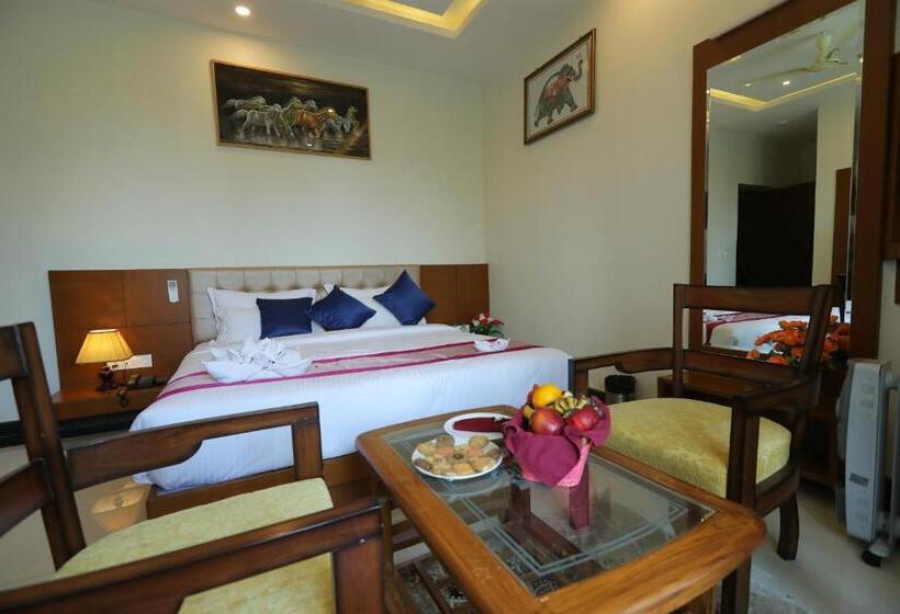 标准房带园景, The Everest Hill Resort