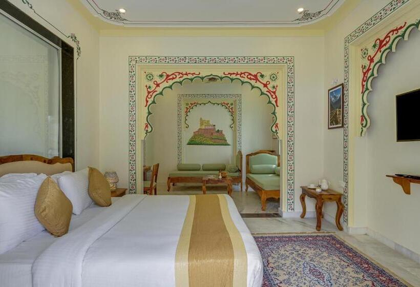 高级套房, The Everest Hill Resort