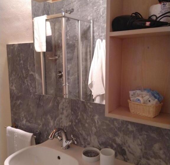 اتاق استاندارد با چشم‌انداز باغ, Agriturismo La Burlanda