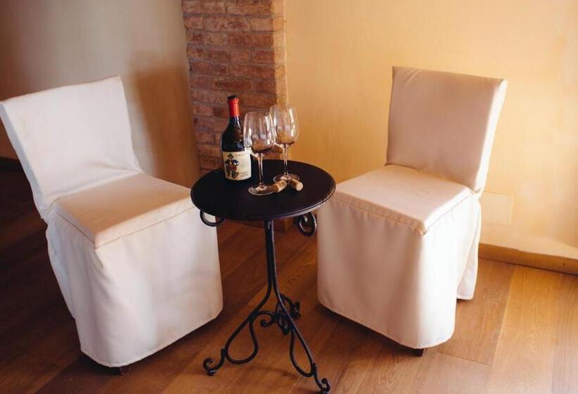 سوئیت جونیور خانوادگی, Agriturismo La Burlanda