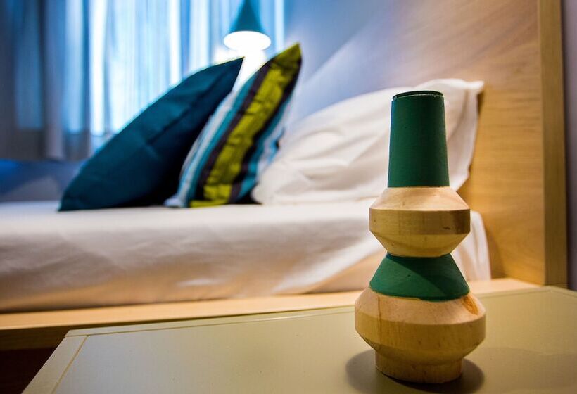 Apartament 21 Dormitor Superior, Emerald Suite