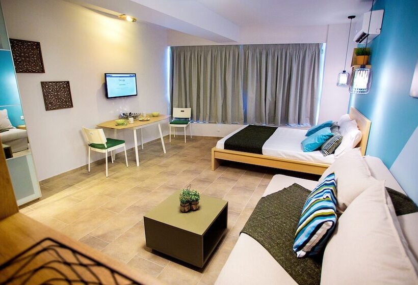 Studio Standard, Emerald Suite