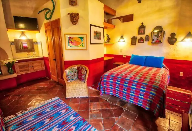Deluxe Neljän Hengen Huone, Casa Encantada