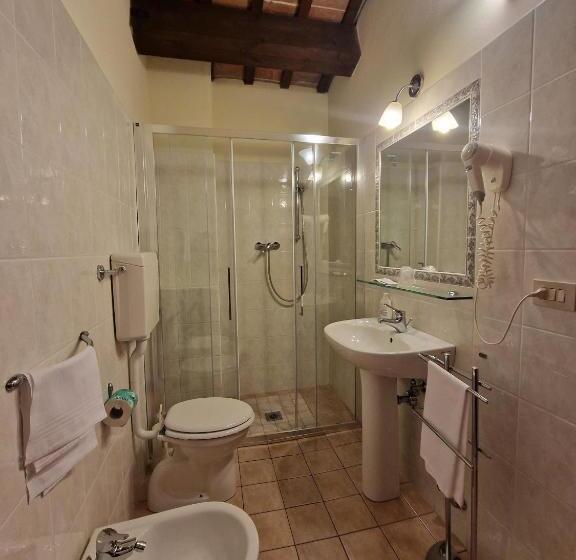 スタンダードスタジオ, Agriturismo E Cantina La Sabbiona