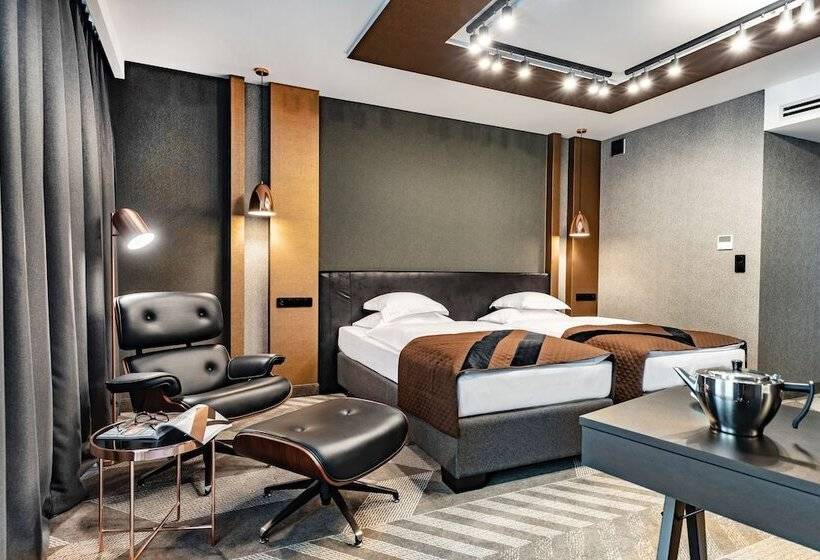 Номер Deluxe, Traugutta3