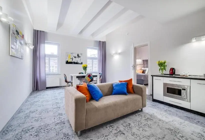 １ベッドルームのスーペリアアパートメント, Savoy Mariacka Apartments